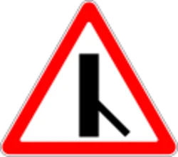 Знак 2.3.6 Примыкание второстепенной дороги